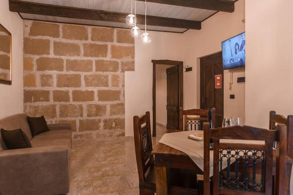 Miguel House Apartment Alghero Bagian luar foto